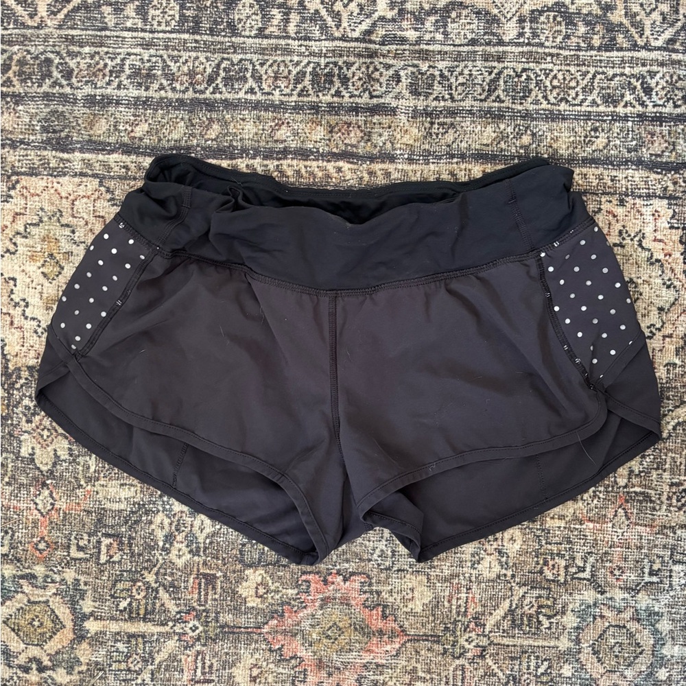 Lululemon short - Picture 2 of 2
